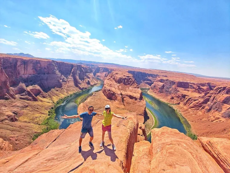 Couple Posing in front of Horseshoe Bend